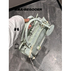 BEGOOER原創二次元蝴蝶結痛包女小食量吧唧痛包大容量單肩斜後後背包