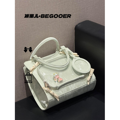 BEGOOER原創二次元蝴蝶結痛包女小食量吧唧痛包大容量單肩斜後後背包