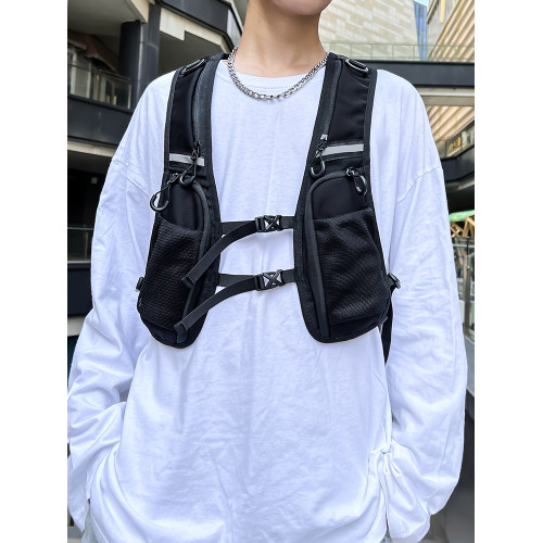 潮酷暗黑機能風戰術工裝馬甲背心包反光輕便騎行跑步收納手機包