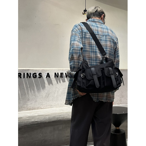 YUEN設計款ins大容量單肩通勤百搭街頭手提斜後後背包男女復古暗黑系