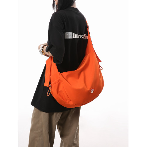 花兒與少年同款原創運動斜後後背包男女旅行包單肩餃子包女大學生後後背包