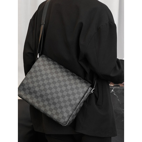 商務休閒格子單肩包 韓版男包潮流斜後後背包街頭小挎包IPAD包潮男包 商務休閒格子單肩包 韓版男包潮流斜後後背包街頭小挎包IPAD包潮男包