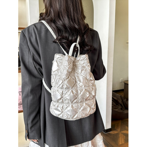 卡米倫27號抽繩水桶雙肩包雲朵褶皺休閒單肩百搭菱格軟包通勤百搭