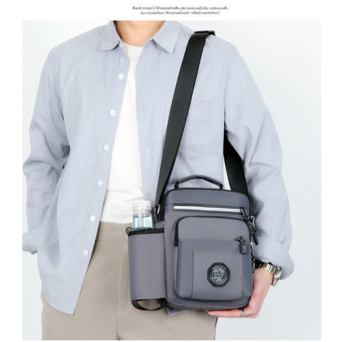 新款男士竪版單肩斜後後背包休閒男包多功能潮流手提包防水牛津布包