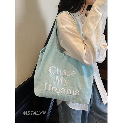 ins慵懶風字母刺綉帆布包女式2026新款時尚輕便購物袋通勤托特包