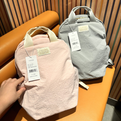 2025春夏限定新色!新款輕便通勤雙肩包男女學生書包旅行包包後後背包 2025春夏限定新色!新款輕便通勤雙肩包男女學生書包旅行包包後後背包