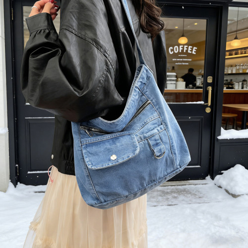 水洗牛仔布包包女2025冬新款時尚休閒單肩斜後後背包韓版百搭輕便大包