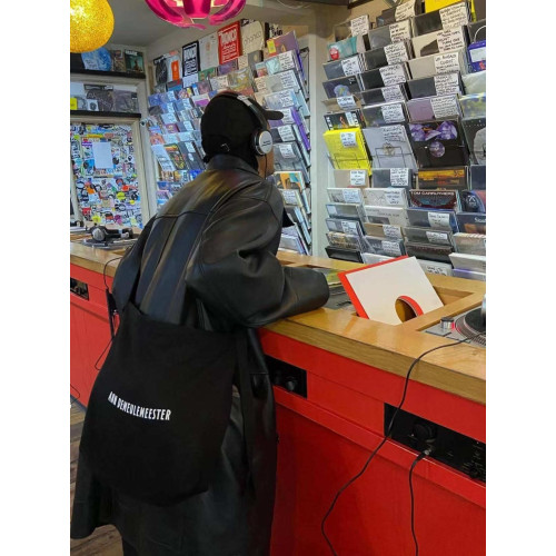 【通勤百搭】Ann Demeulemeester安特衛普黑色經典標語帆布tote包 【通勤百搭】Ann Demeulemeester安特衛普黑色經典標語帆布tote包