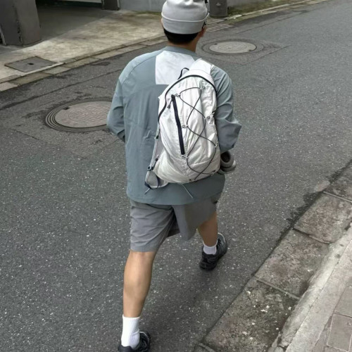 日單超輕量化戶外機能徒步露營登山防潑水男女款大容量雙肩包 日單超輕量化戶外機能徒步露營登山防潑水男女款大容量雙肩包