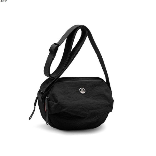 2025新款貝殼包手機包時尚輕巧斜後後背包女包韓版休閒單肩包尼龍小包