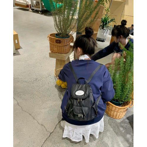 韓國lotysou小衆設計秋冬新款Jennie同款多口袋雙肩包休閒後後背包女