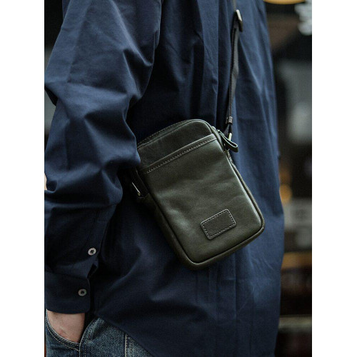 佐也原創男士迷你小包真皮隨身手機包夏天休閒小後後背包單肩斜後後背包潮