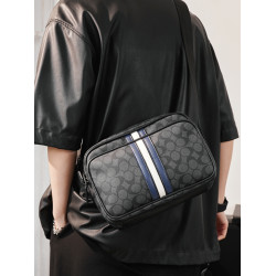 潮牌男士單肩包皮質街頭潮男情侶斜後後背包橫款字母小方包手機斜後後背包