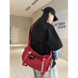 單肩包男日系工裝斜後後背包大容量旅行包上課通勤郵差包女運動健身包