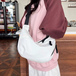 餃子包女斜後後背包2024新款大容量休閒大學生上課裝書運動單肩帆布包