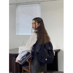 新款韓系愛心雙肩包後後背包小衆休閒輕便日常大容量尼龍雙肩旅行書包