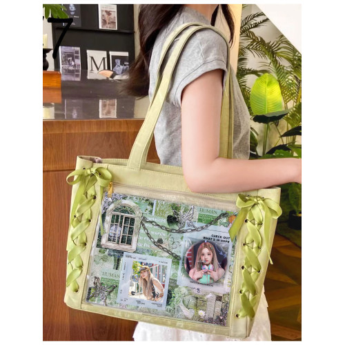 宋雨琦idle明星周邊痛包單肩包卡片徽章大容量手提包學院風學生女