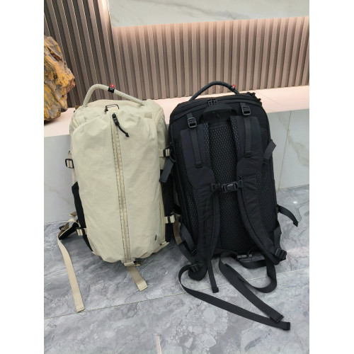 原 26年春季新防水輕便雙肩包後後背包 30L男女戶外運動健身包旅行包