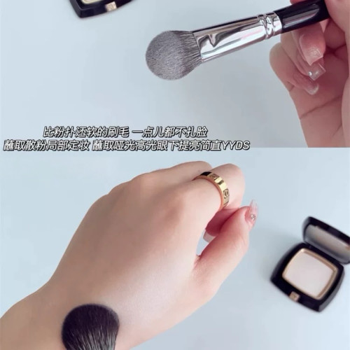 化妝師圈公認好用的刷子！舌型提亮刷柔軟不掉毛腮紅高光中號面中