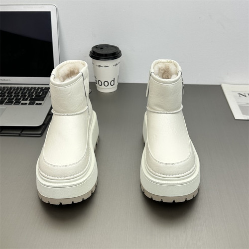 真皮防水防滑雪地靴女2025冬新款小個子6cm厚底時尚加絨保暖棉靴