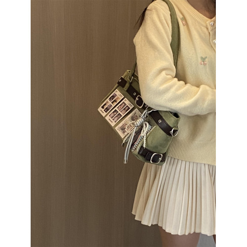 錢一波痛包｜森系麂皮絨綠色小食量穀子小卡追星演唱會斜背單肩包