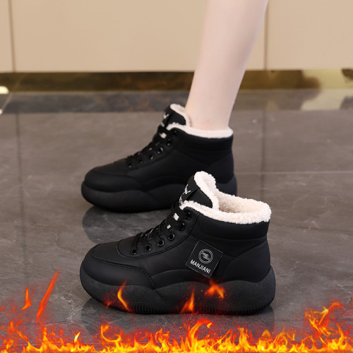 東北雪地靴女2025冬季新款加絨保暖防滑短靴厚底抗寒高幫大棉鞋子