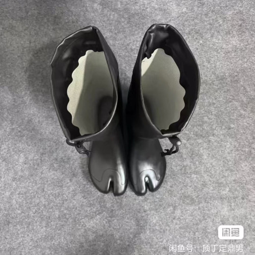 新款稀少男款女款分趾輕便折曡情侶款夏天防水防滑防臭款雨靴雨鞋