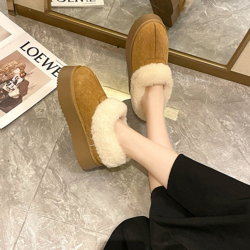 大碼女鞋41一43厚底雪地靴女冬新款加絨加厚東北大棉鞋麵包毛毛鞋