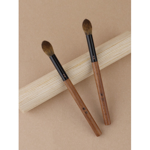 魅仔H16面中整理刷火苗暈染刷侷部高光提亮定妝刷暈染眼影化妝刷 魅仔H16面中整理刷火苗暈染刷侷部高光提亮定妝刷暈染眼影化妝刷