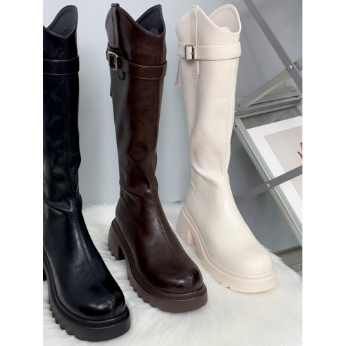 2025年復古棕色不過膝厚底長筒靴女秋冬英倫風增高時裝靴子皮帶釦