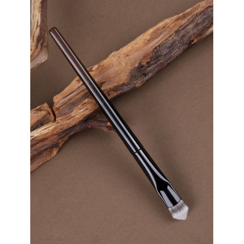 簡左如然Z22三角遮瑕刷黑眼圈淚溝法令紋侷部高光提亮熨斗化妝刷