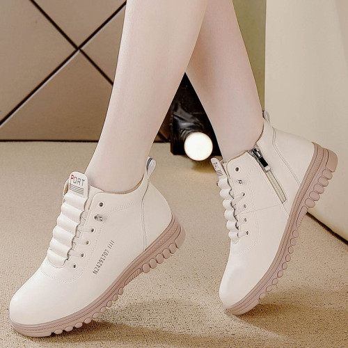 真皮加絨保暖馬丁靴女2024冬季新款百搭平底輕便防滑加厚旅遊棉鞋