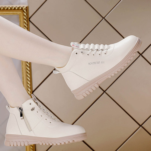 真皮加絨保暖馬丁靴女2024冬季新款百搭平底輕便防滑加厚旅遊棉鞋