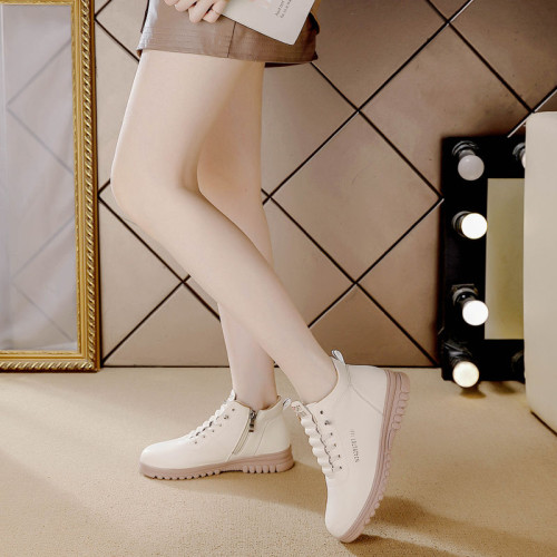 真皮加絨保暖馬丁靴女2024冬季新款百搭平底輕便防滑加厚旅遊棉鞋