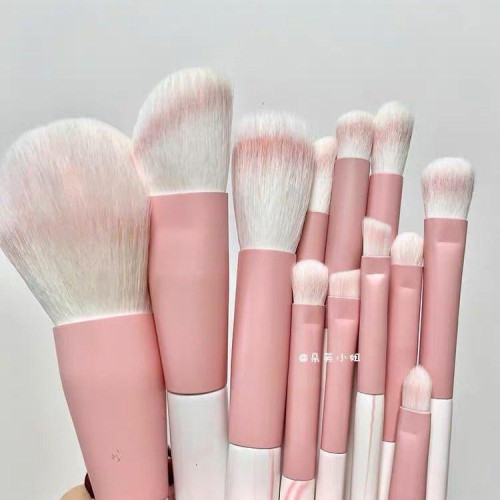 化妝刷套裝滄州超柔軟全套眼影刷散粉刷子初學者一整套