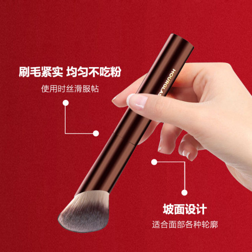 坡面粉底刷軟毛底妝化妝刷專業粉底液刷子超柔軟無痕不吃粉 坡面粉底刷軟毛底妝化妝刷專業粉底液刷子超柔軟無痕不吃粉
