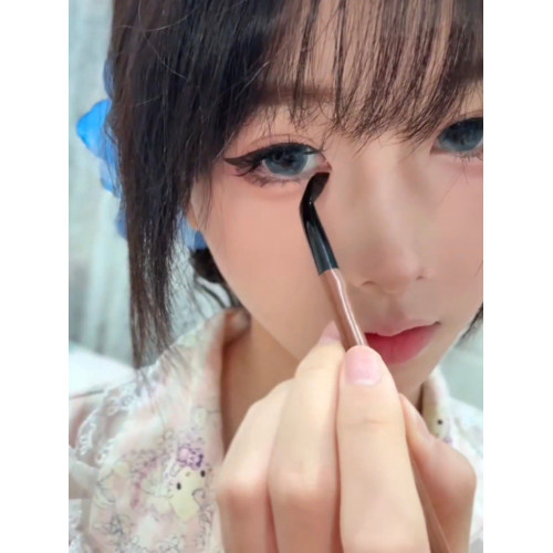 我願封爲zui牛折角刷 眼線刷臥蠶刷化妝刷子眼瞼下至淚溝化妝工具