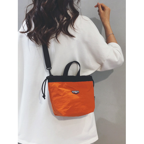 ins潮牌手提帆布包女2026新款戶外輕便手機包男運動旅遊斜背小包