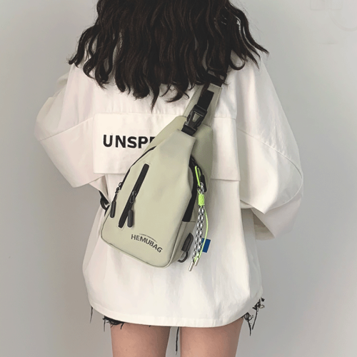 小衆帆布斜後後背包包女2026新款時尚單肩潮牌胸包男款運動腰包小後後背包