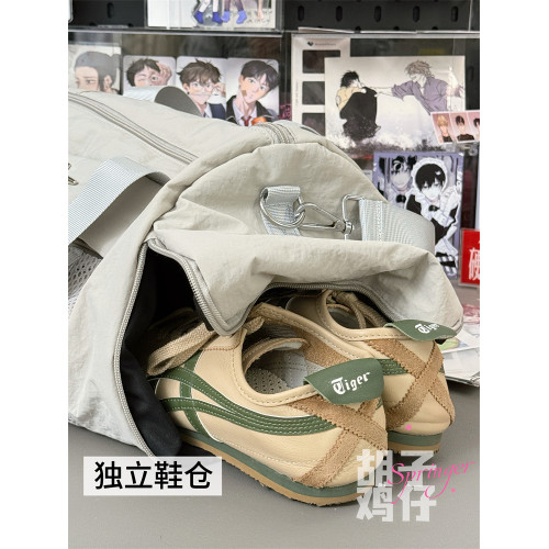 鬍子雞仔運動健身包包女休閒斜後後背包外出旅行包手提行李可攜式單肩包