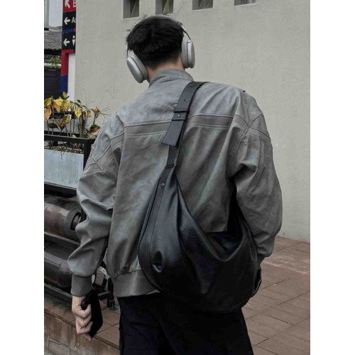 YUEN高級感復古單肩斜背大容量pu托特通勤大包男女流浪月牙包休閒