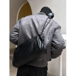 YUEN設計款大容量百搭單肩斜後後背包復古軟皮通勤水桶枕頭托特男女潮