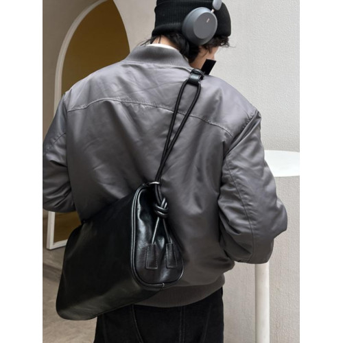 YUEN設計款大容量百搭單肩斜後後背包復古軟皮通勤水桶枕頭托特男女潮