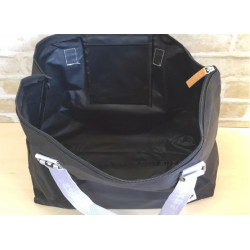 新品日本潮牌大號單肩包 健身包旅行包可插旅行箱拉桿可批