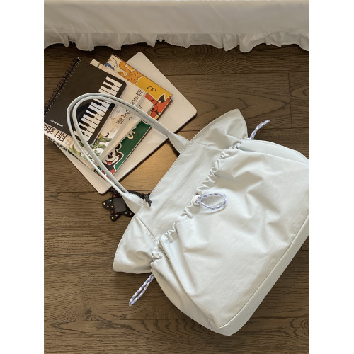 錢一波痛包｜大容量尼龍淺藍托特包20cm娃包日常百搭單肩運動休閒