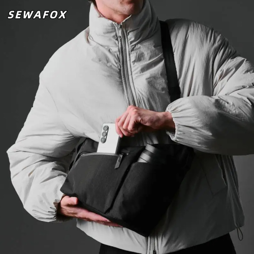 新款男士單肩包休閒可攜式斜後後背包男生大容量尼龍通勤運動旅行月牙包