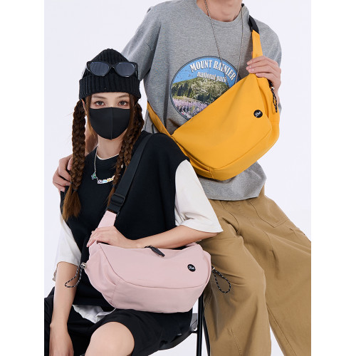 時尚休閒戶外騎行百搭斜後後背包休閒運動後後背包超輕單肩斜背通勤郵差包