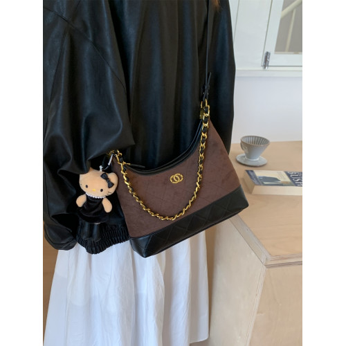 今年流行高級感菱格鏈條包斜後後背包2025新款潮百搭時尚小包包女款