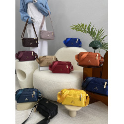 帆布包女斜背牛津布百搭小包包女新款2025四季通用單肩多層尼龍包