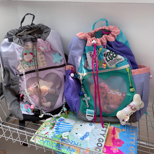 黑櫻醬 日韓復古y2k辣妹甜酷撞色貼布慵懶抽繩百搭休閒痛包雙肩包